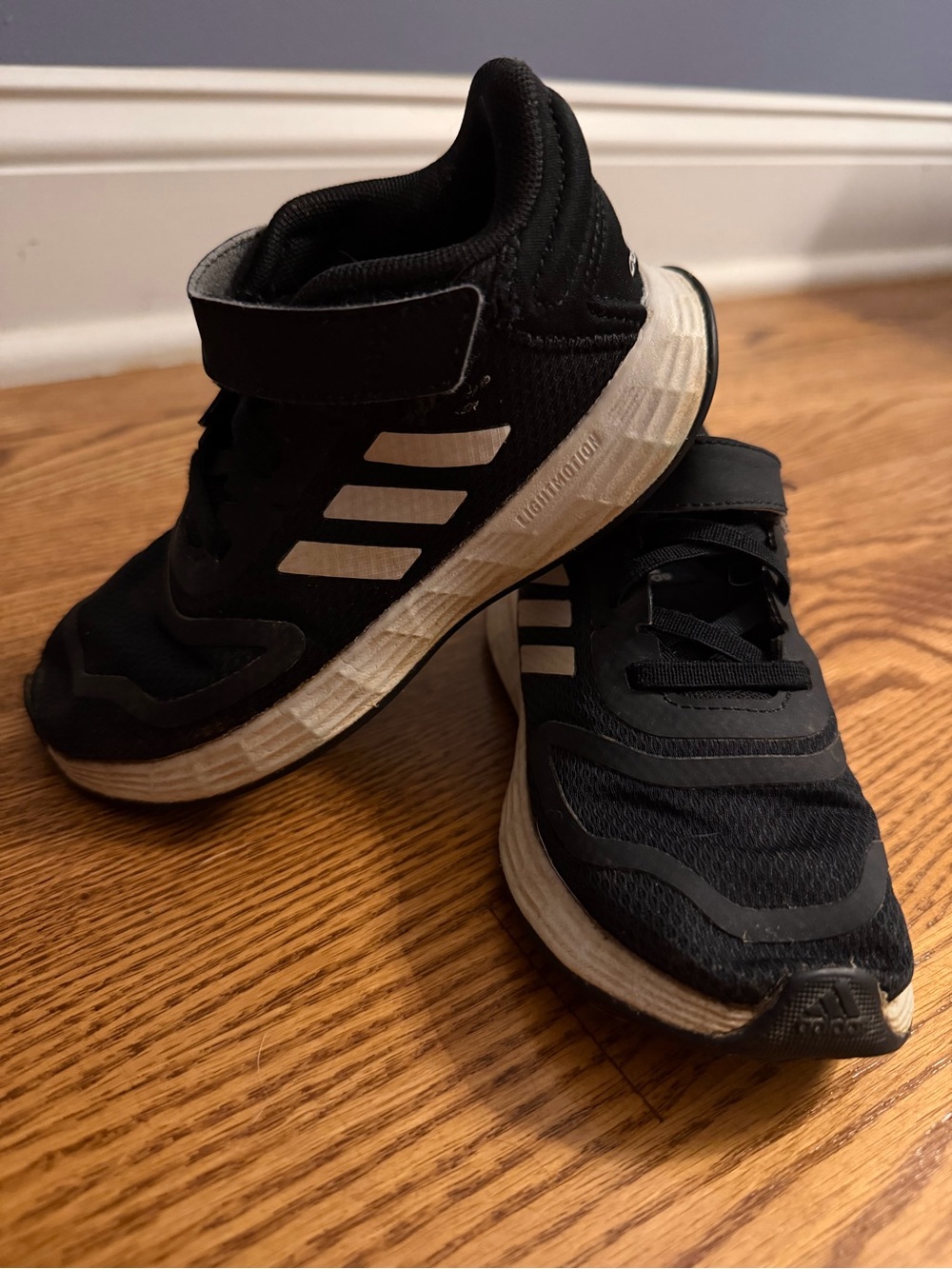 Adidas Sneakers 10k